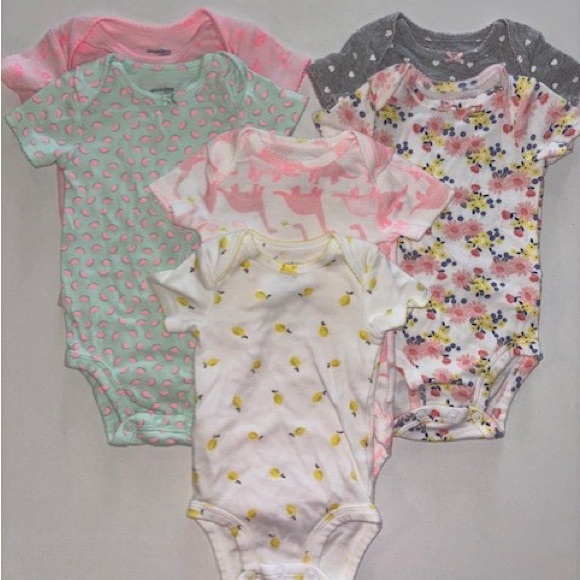 Set of 6 Baby Onesies in Various Colors - Picture 9 of 9